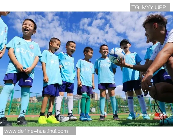 全球足球明星数量揭秘他们在绿茵场上的精彩表现与成就分析